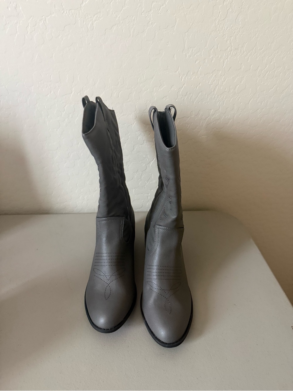Women’s Gray Mid-Calf Western Boots